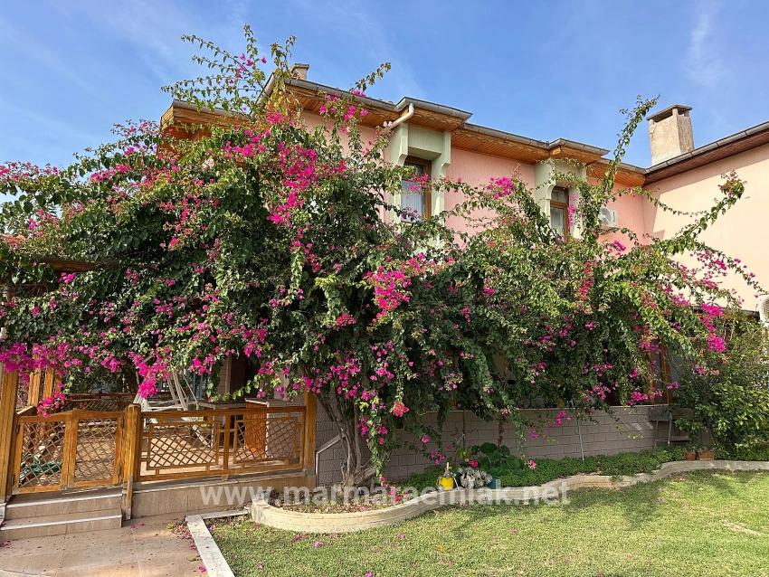 3+1-Zimmer Villa Zu Verkaufen in Mersin Alanı Bz. Seferihisar Ürkmez - 160 m²