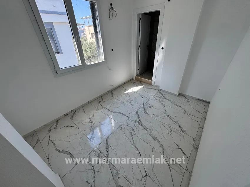 2+1-Zimmer Villa Zu Verkaufen in Cumhuriyet Bz. Seferihisar Doğanbey - 140 m²