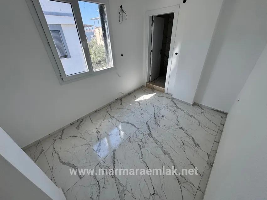 2+1-Zimmer Villa Zu Verkaufen in Cumhuriyet Bz. Seferihisar Doğanbey - 140 m²