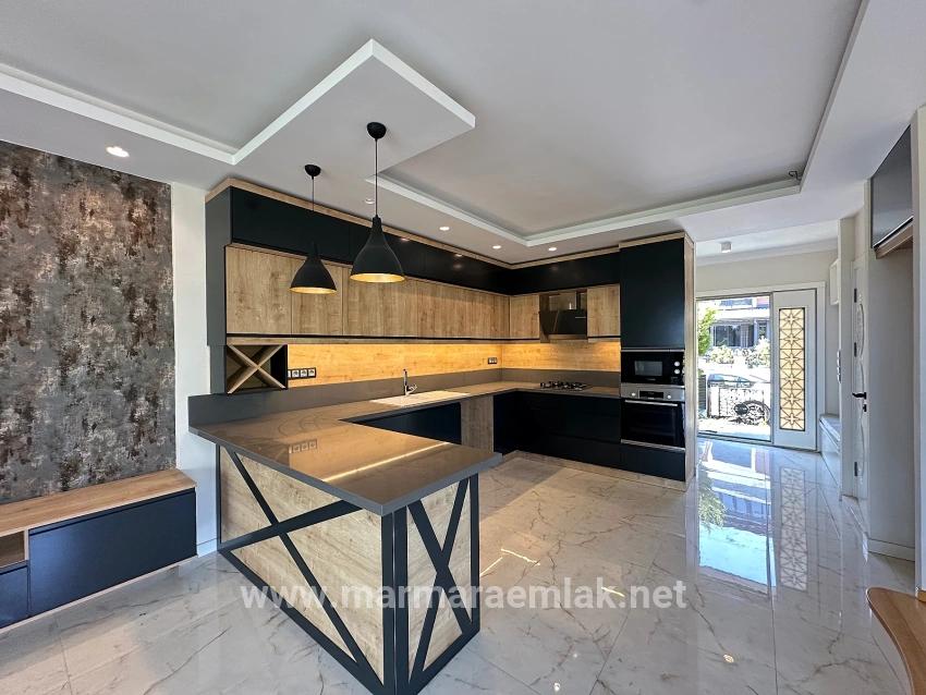 4+1-Zimmer Villa Zu Verkaufen in Bengiler Bz. Seferihisar Ürkmez - 240 m²