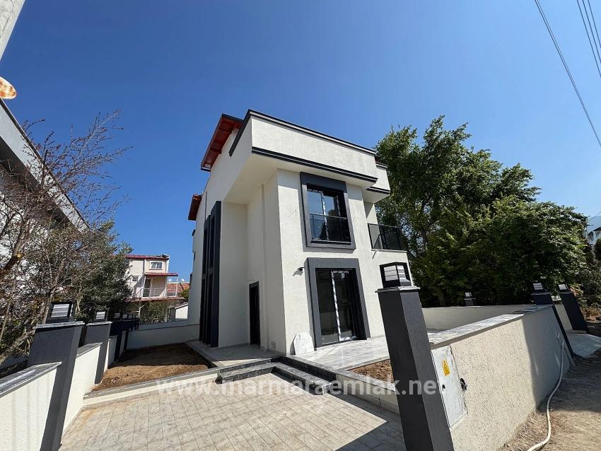 3+1-Zimmer Villa Zu Verkaufen in Gümüldür Fevzi Çakmak Bz. Menderes Gümüldür - 160 m²