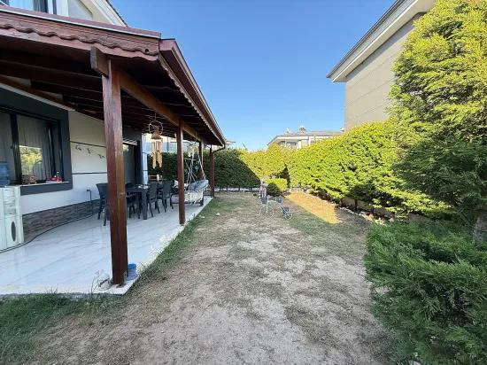 Seferihisar In Doğanbey 3+1 Freistehende Villa Mit Pool, Separate Küche, Großer Garten