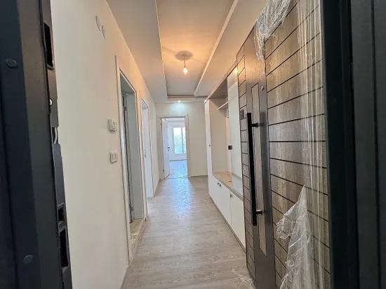 3+1 Sommerwohnung Zum Verkauf Im Zentrum Von İzmir Seferihisar Ürkmez, 450 Meter Vom Meer Entfernt