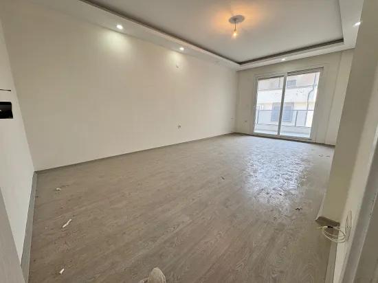 3+1 Sommerwohnung Zum Verkauf Im Zentrum Von İzmir Seferihisar Ürkmez, 450 Meter Vom Meer Entfernt