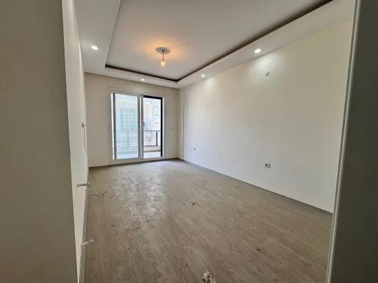 3+1 Sommerwohnung Zum Verkauf Im Zentrum Von İzmir Seferihisar Ürkmez, 450 Meter Vom Meer Entfernt