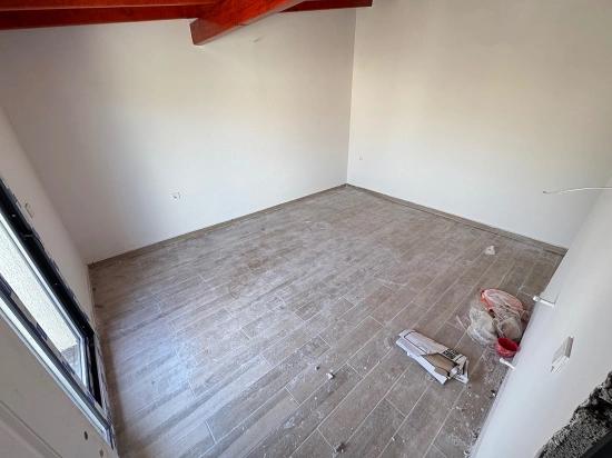 3+1 Villa Mit Garten Zum Verkauf In Gumuldur, 600 Meter Vom Meer Entfernt