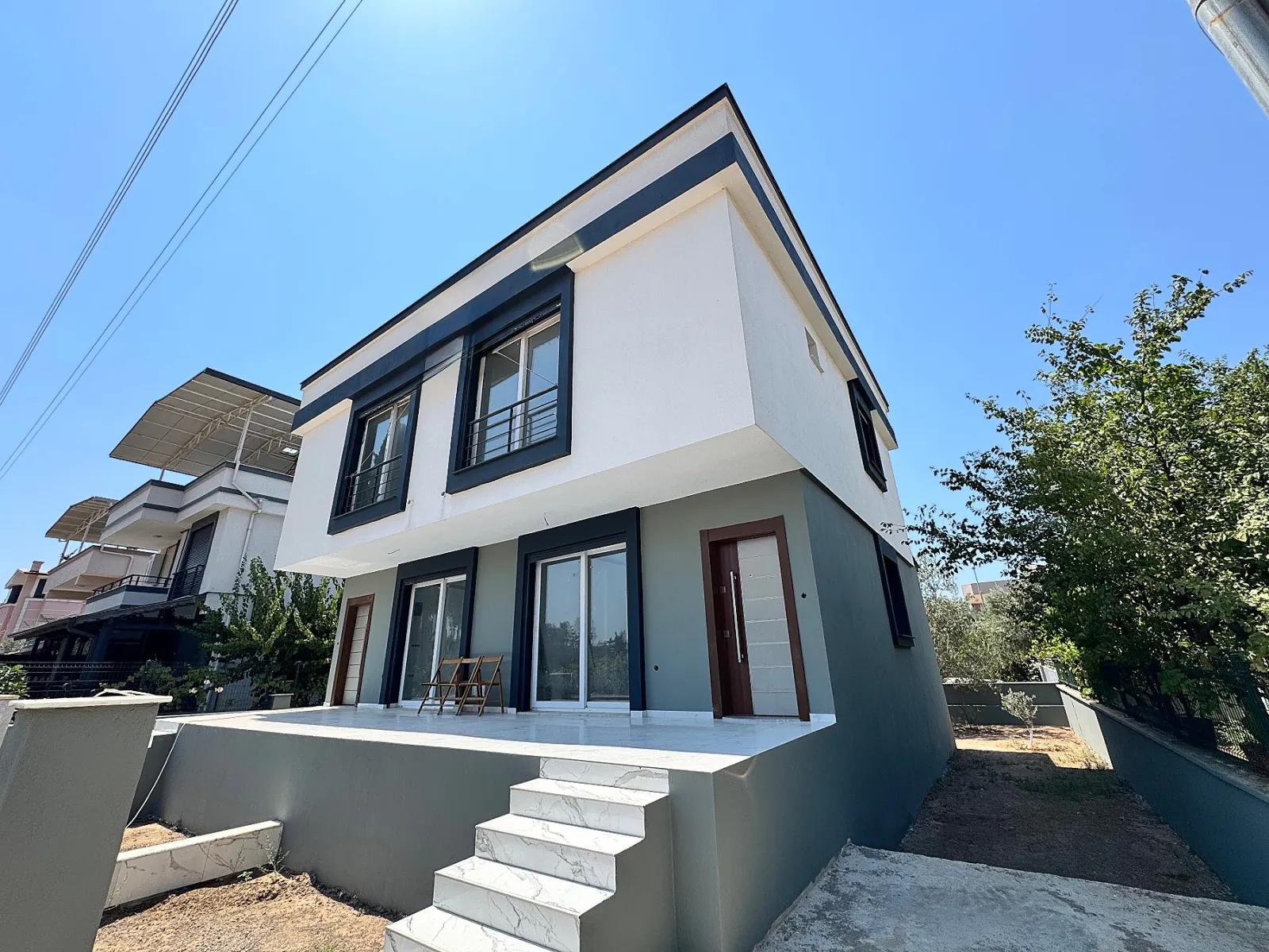 2+1 Villa With Large Garden For Sale In İzmir Seferihisar Doğanbey