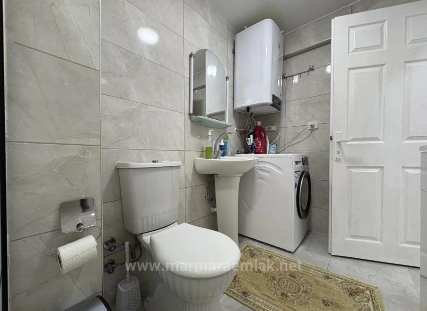 3+1 Apartment With Garden For Sale In Seferihisar Ürkmez, Seaside Area