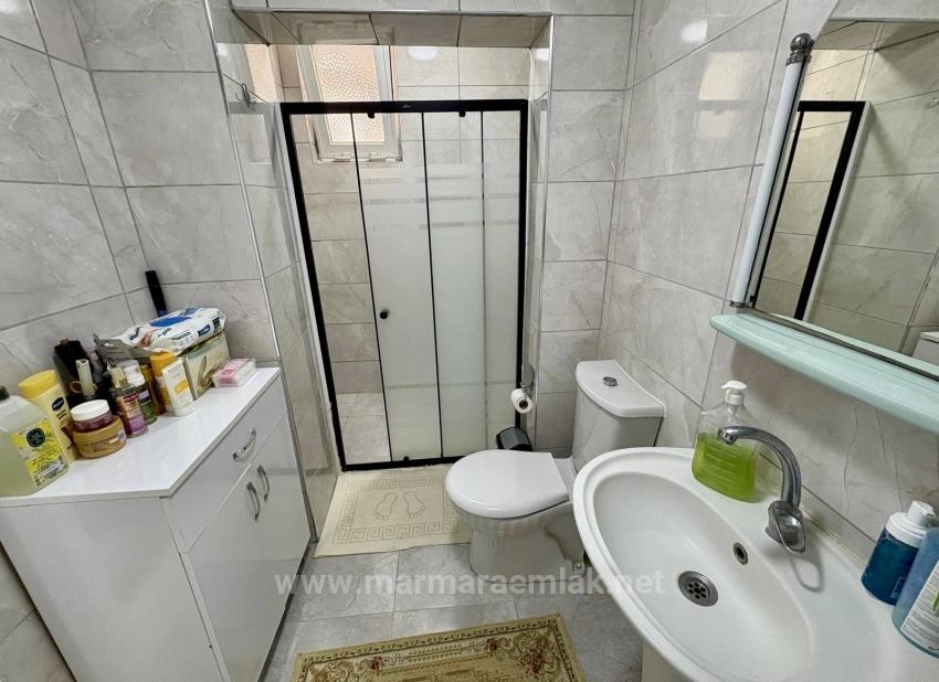 3+1 Apartment With Garden For Sale In Seferihisar Ürkmez, Seaside Area