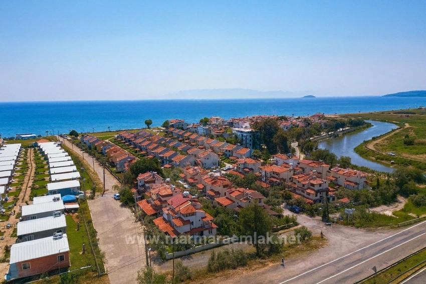 4+1 Villa For Sale In Doğanbey, Seferihisar, 750 Meters From The Sea.