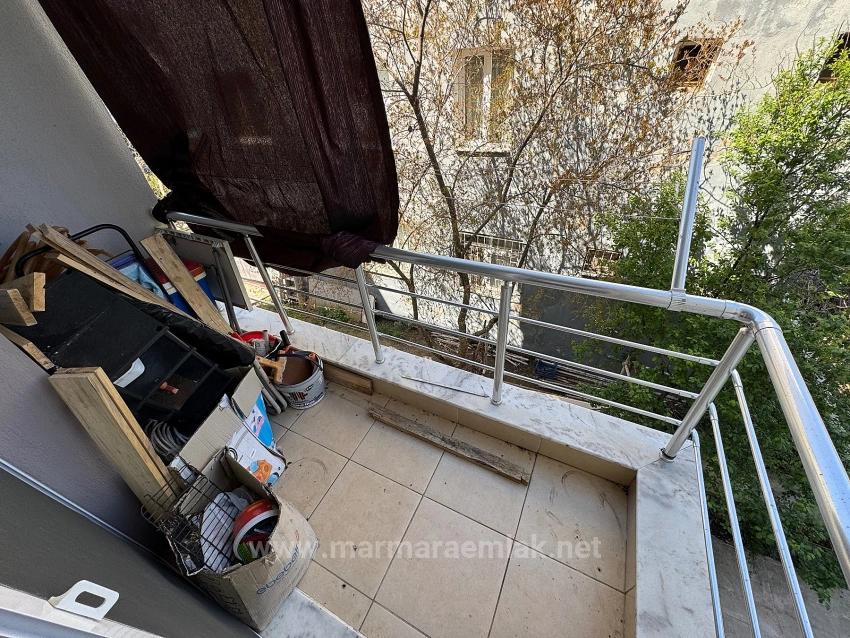 2+1 Mid-Floor Summer Apartment For Sale In Ürkmez Center