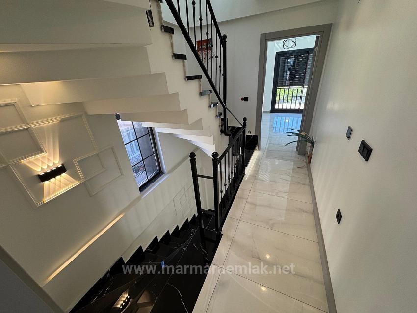 Detached Villa With Garden, 3 Bedrooms, And Pool For Sale In Gümüldür.