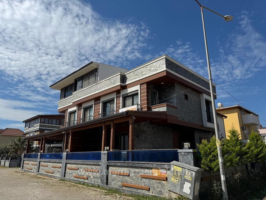 3+1 Ultra Luxury Villa For Sale In Seferihisar Ürkmez, 40 Meters From The Sea.