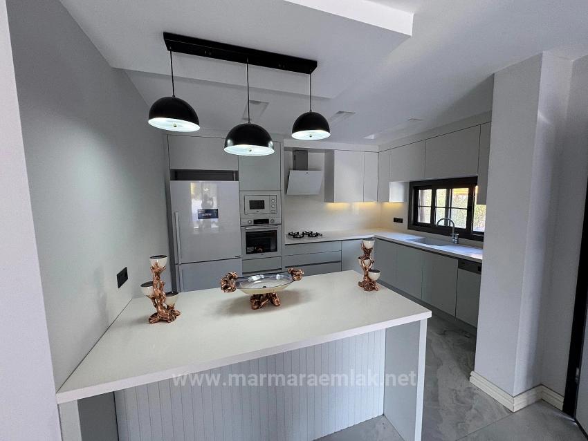 3+1 Ultra Luxury Villa For Sale In Seferihisar Ürkmez, 40 Meters From The Sea.