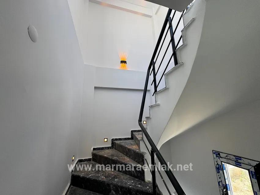 2+1 Summer Villa With Garden For Sale In Doğanbey, Seferihisar, İzmir