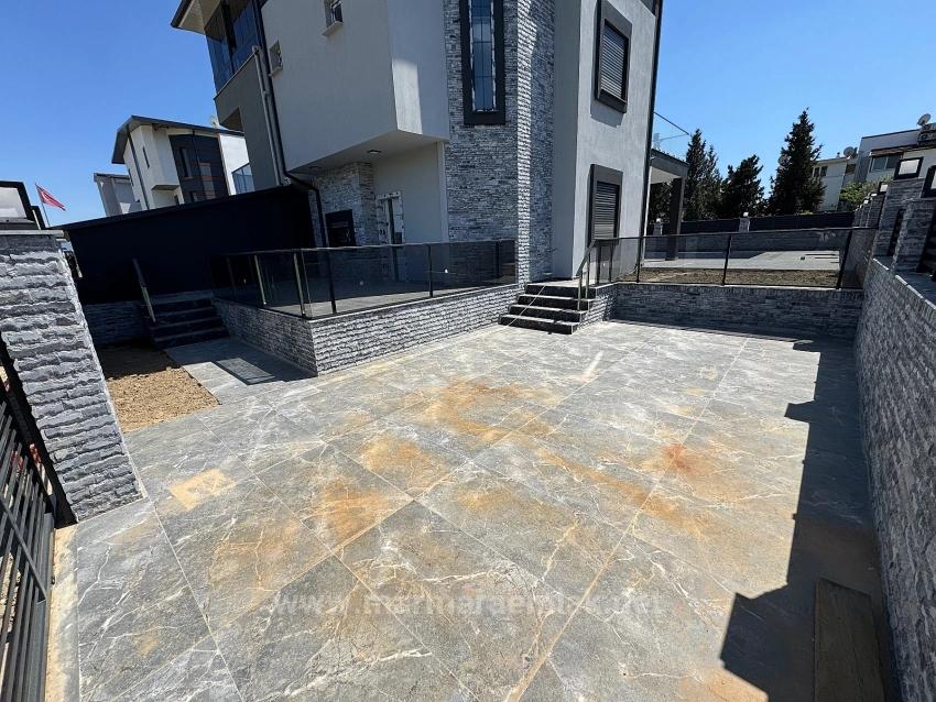 3+1 Summer Villa With Pool For Sale In Doğanbey, Seferihisar, İzmir