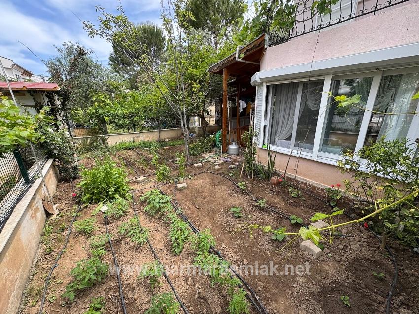 3+1 Bedroom Villa For Sale in Cumhuriyet Nbh. Seferihisar Doğanbey - 180 m²