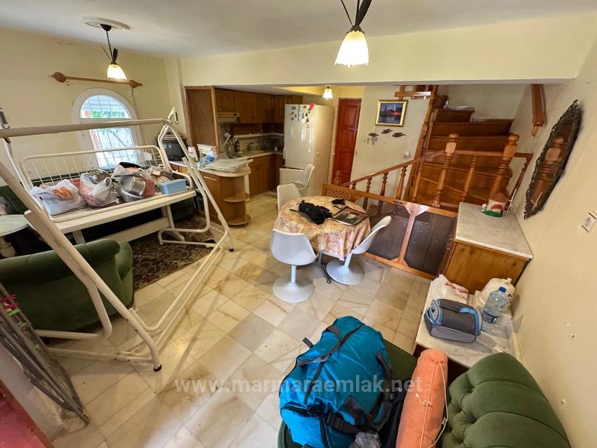 Garden House For Sale In Doğanbey, Ürkmez, Seferihisar, İzmir, 4+1 Bedrooms.