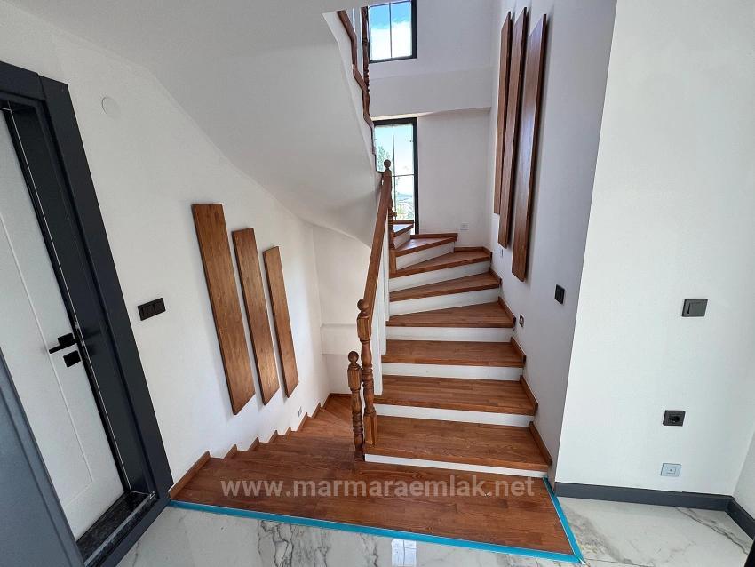3+1, 350 M2, Detached Villa With Pool For Sale In Seferihisar, Izmir.