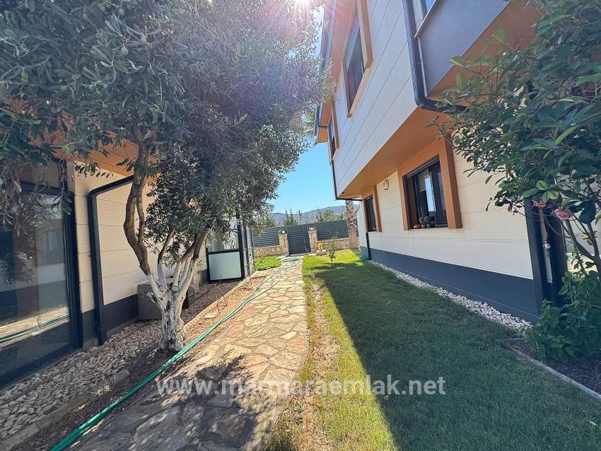 3+1 Bedroom Villa For Sale in Cumhuriyet Nbh. Seferihisar Doğanbey - 290 m²