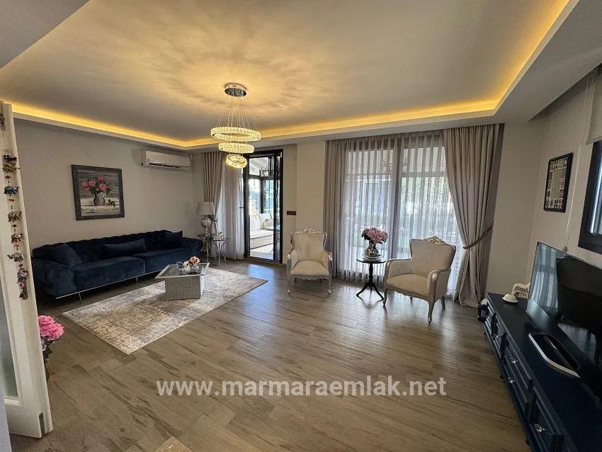 3+1 Bedroom Villa For Sale in Cumhuriyet Nbh. Seferihisar Doğanbey - 290 m²