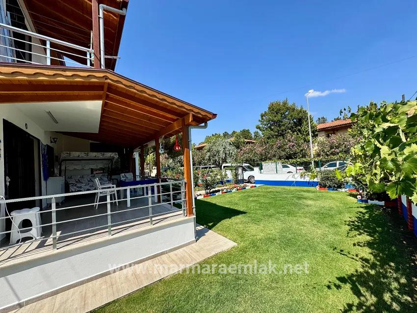 3+1 Bedroom Villa For Sale in Cumhuriyet Nbh. Seferihisar Doğanbey - 220 m²