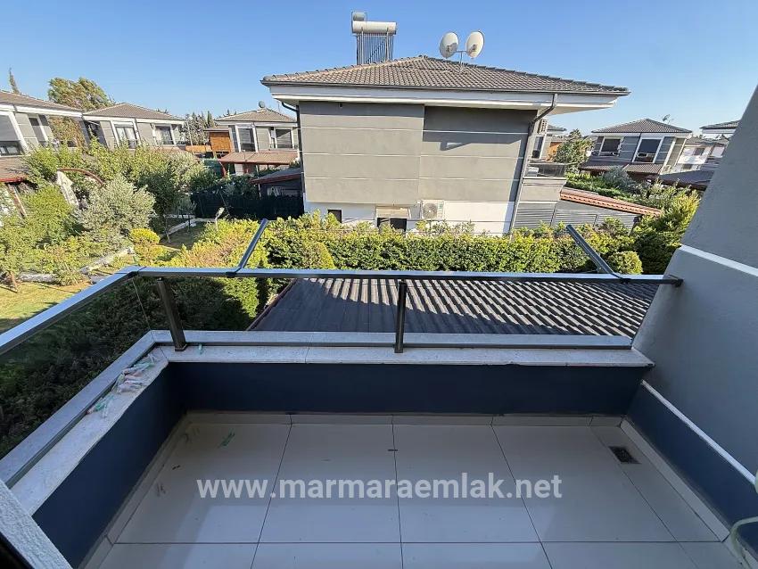 3+1 Bedroom Detached House For Sale in Cumhuriyet Nbh. Seferihisar Doğanbey - 320 m²