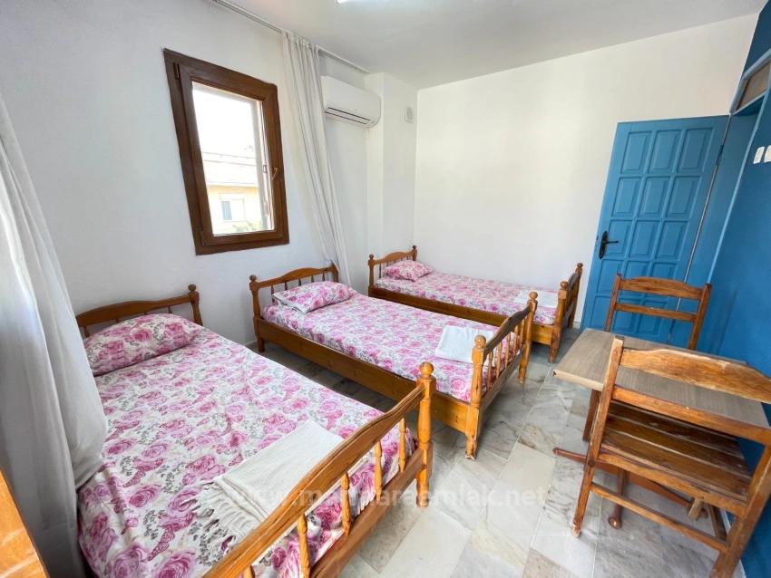 2+1 Apartment For Sale In Seferihisar Ürkmez, 60 Meters From The Sea.