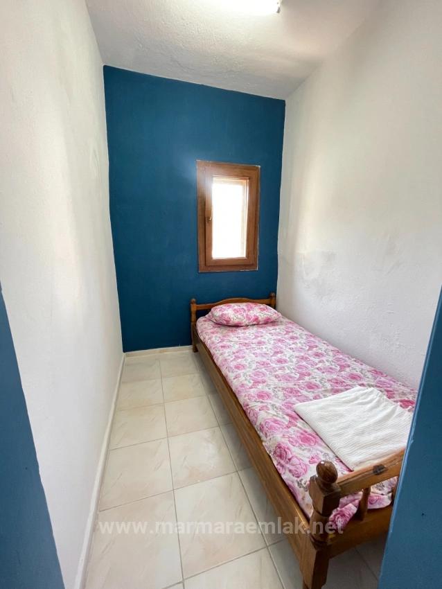 2+1 Apartment For Sale In Seferihisar Ürkmez, 60 Meters From The Sea.