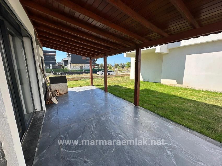3+1 Bedroom Detached House For Sale in Cumhuriyet Nbh. Seferihisar Doğanbey - 160 m²