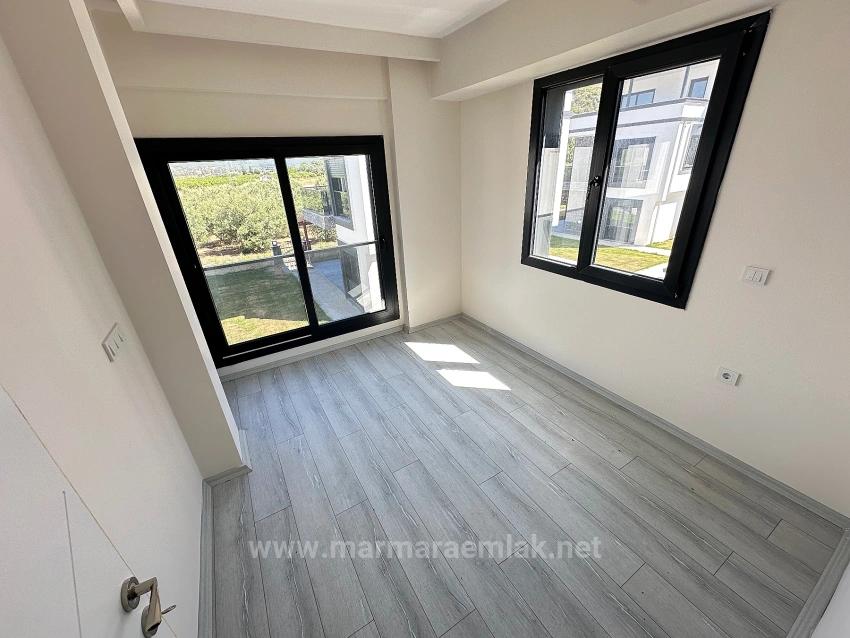 Detached Summer House With Garden For Sale In Doğanbey, Seferihisar, İzmir. 3+1 Rooms.