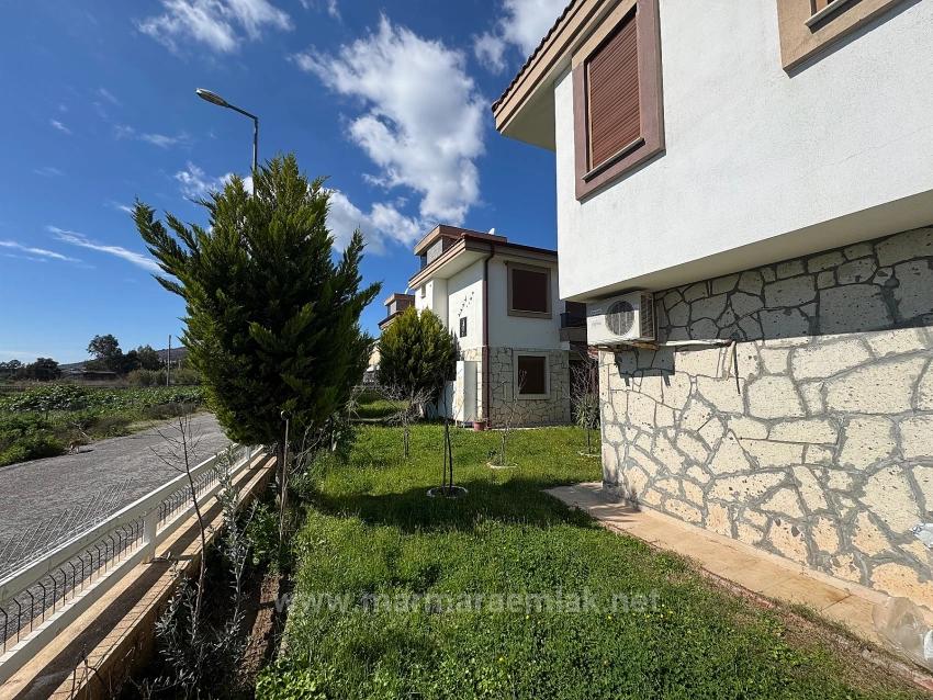 3+1 Villa With Garden And Pool For Sale In Doğanbey, Seferihisar, İzmir