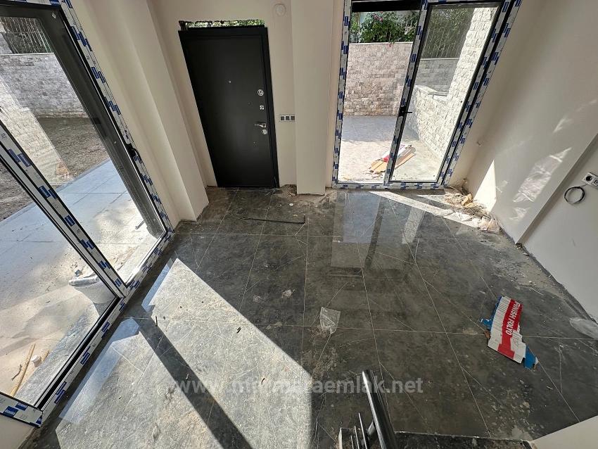 2+1 Summer Villa With Spacious Garden For Sale In Ürkmez, Seferihisar, İzmir