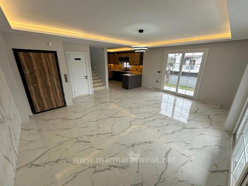 Detached Summer House With Garden For Sale In Doğanbey, Seferihisar, İzmir. 3+1 Rooms.