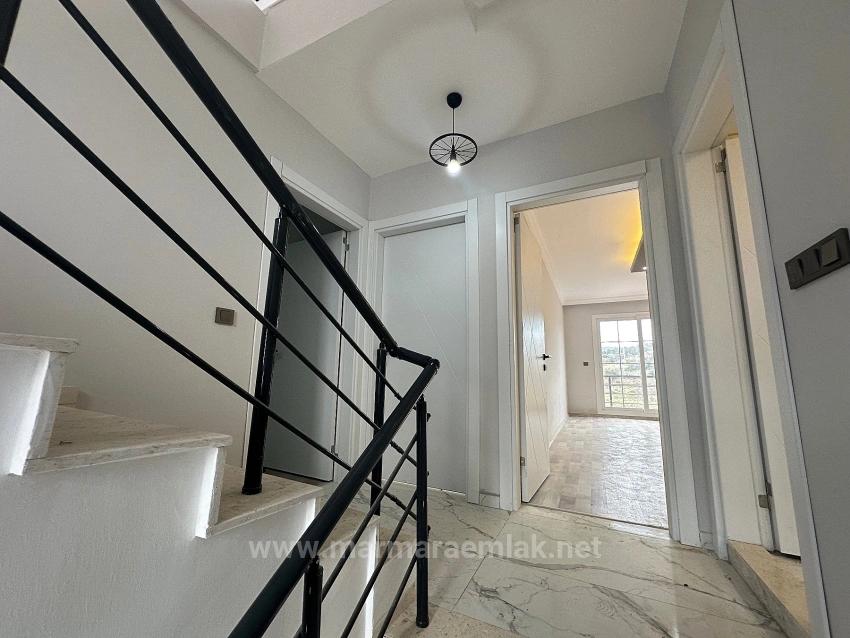 3+1 Bedroom Detached House For Sale in Cumhuriyet Nbh. Seferihisar Doğanbey - 300 m²
