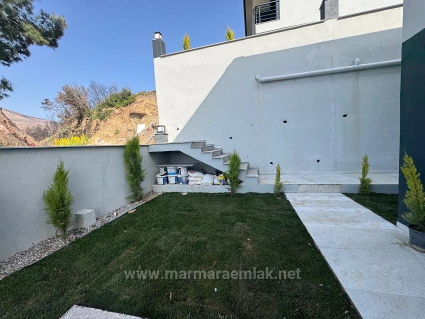 2+1 Summer House Villa With Garden For Sale In İzmir Seferihisar Doğanbey Payamlı