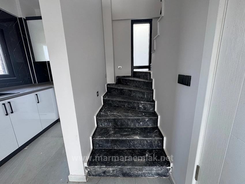 2+1 Summer House Villa With Garden For Sale In İzmir Seferihisar Doğanbey Payamlı