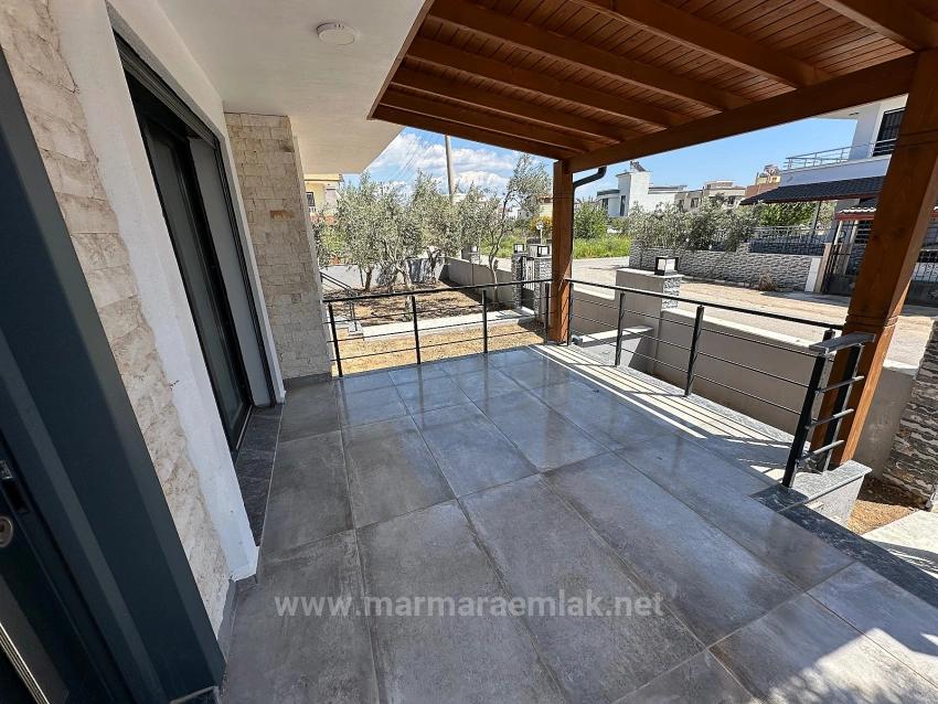 2+1 Summer Villa With Garden For Sale In Doğanbey, Seferihisar, İzmir