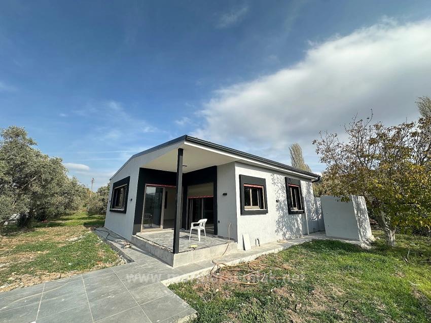 2+1 Detached Cottage For Sale In Seferihisar Kavaklıdere