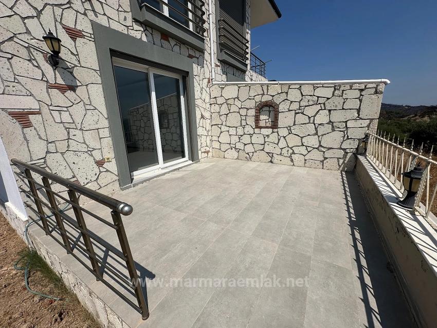 2+1 Summer Villa With Spacious Garden And Sea View For Sale In Doğanbey, Seferihisar, İzmir.