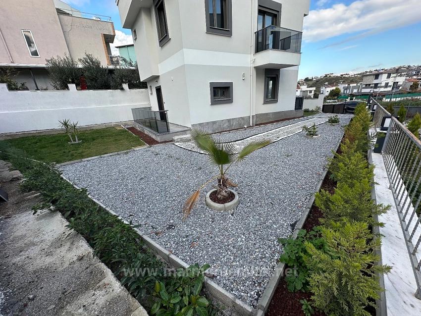3+1 Detached Villa For Sale In Seferihisar Akarca, Facing The Sea.