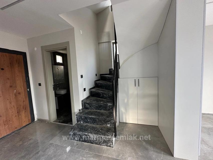 3+1 Detached Villa For Sale In Seferihisar Akarca, Facing The Sea.