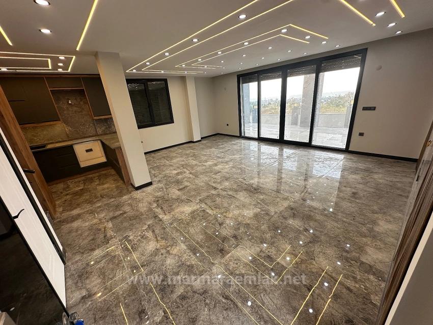 4+1 Bedroom Villa For Sale in Atatürk Nbh. Seferihisar Doğanbey - 280 m²