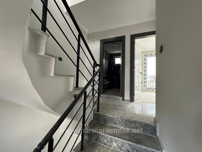 3+1 Villa With Garden For Sale In Doğanbey, Seferihisar, İzmir