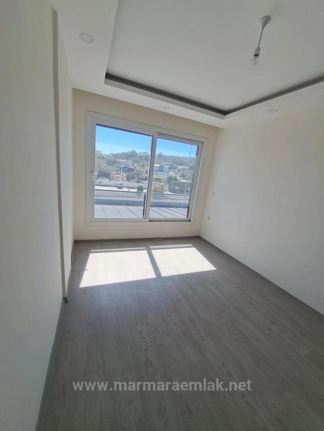 3+1 Summer Apartment For Sale In İzmir Seferihisar Ürkmez Center, 450 Meters To The Sea