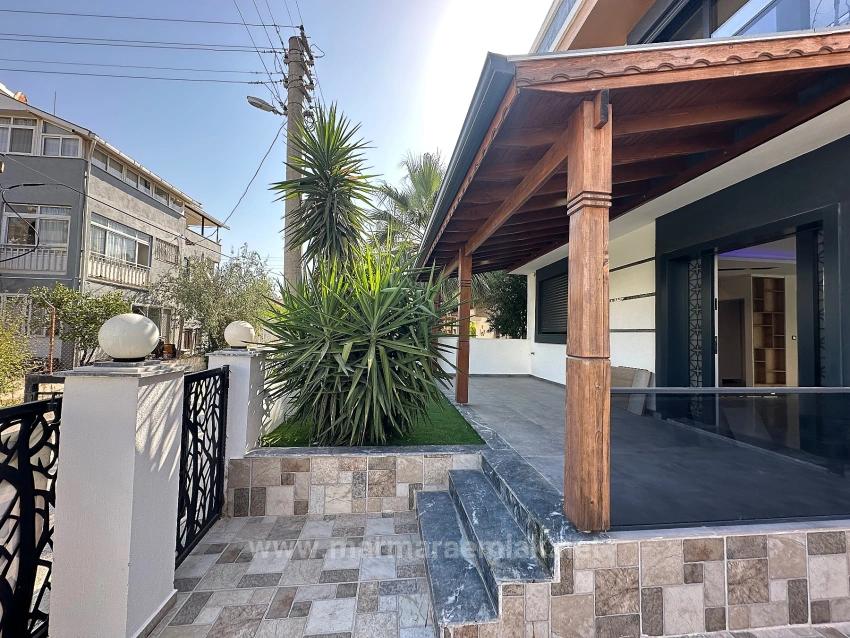 3+1 Summer Detached Villa For Sale In Seferihisar Doğanbey, 80 Meters To The Sea