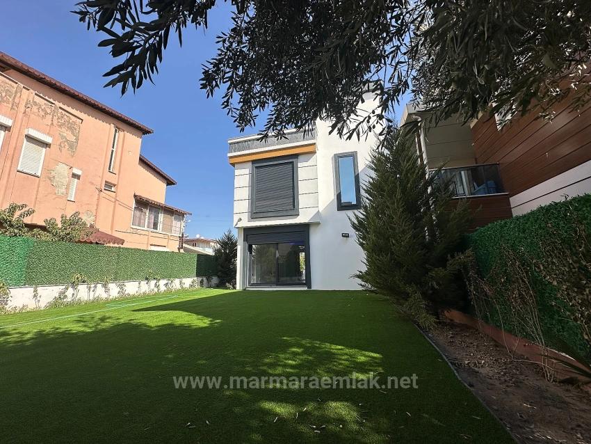 3+1 Summer Detached Villa For Sale In Seferihisar Doğanbey, 80 Meters To The Sea