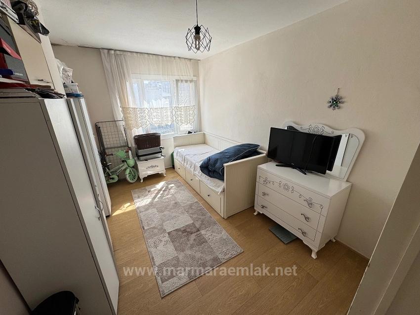 2+1 Summer Apartment For Sale In Menderes Gumuldur, Seafront