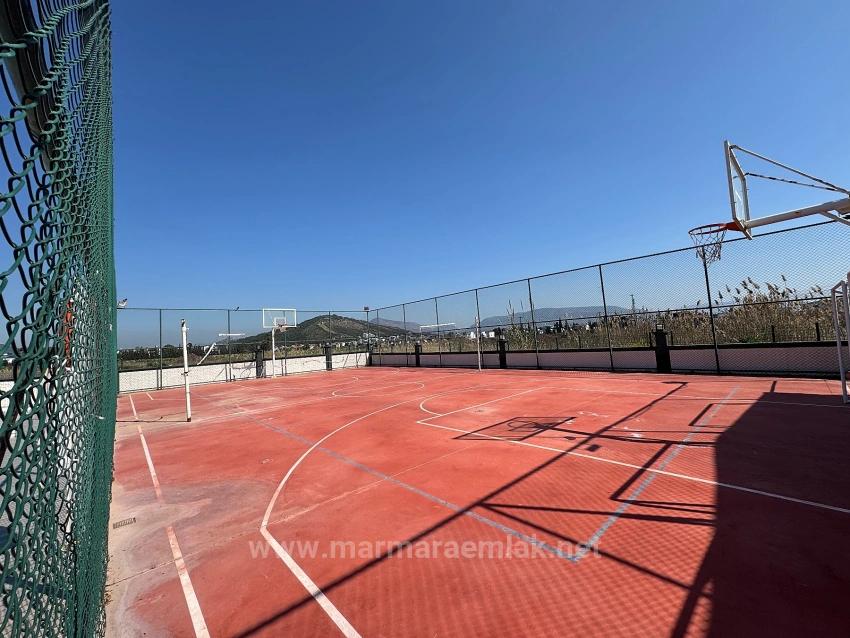 1+1 Apartment For Sale In A Complex With A Pool In Doğanbey, Seferihisar