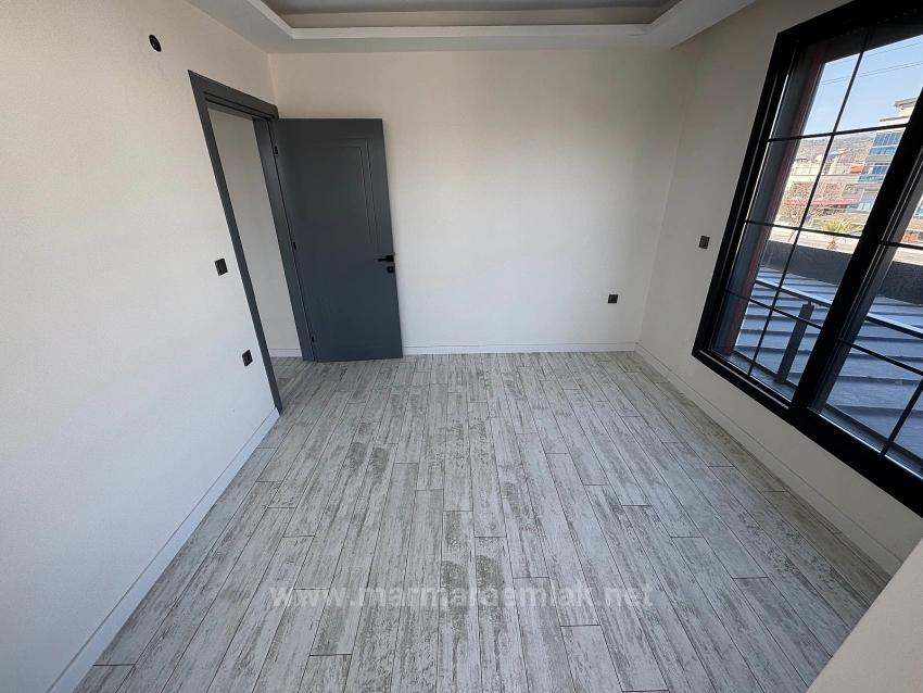 1+1 Mid-Floor Apartment For Sale In Doğanbey, Seferihisar, 60 Meters From The Sea.